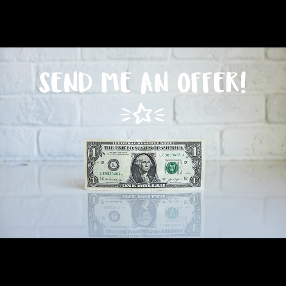 Meet your Posher, Liz - Picture 2 of 4